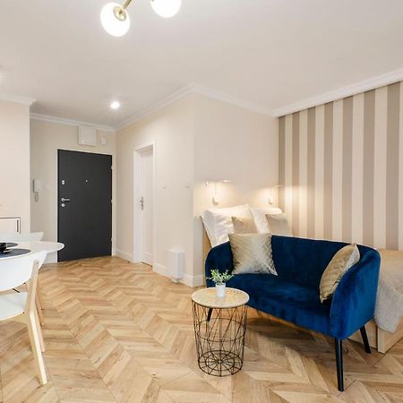 Sky Home- Blue Apartament -Manufaktura, Bezplatny Parking, Klima, Dostep Na Kod 우치 외부 사진